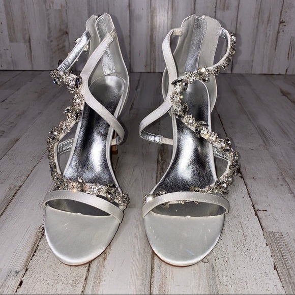 Women’s Satin Rhinestone Stiletto Heels - Picture 3 of 6